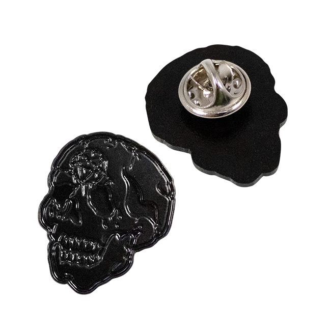 Black Skull Pin